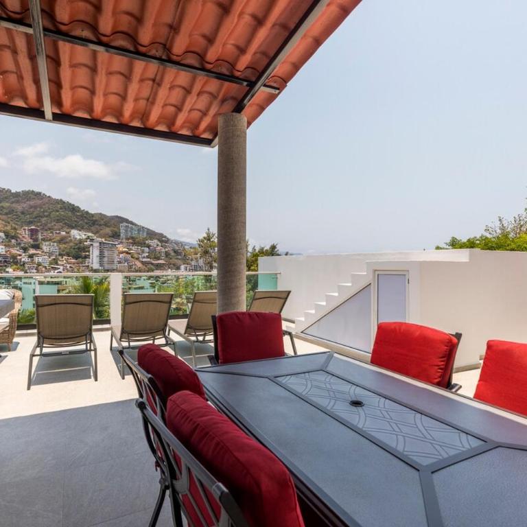 Condominio Rio - Three-Bedroom Apartment - 51
