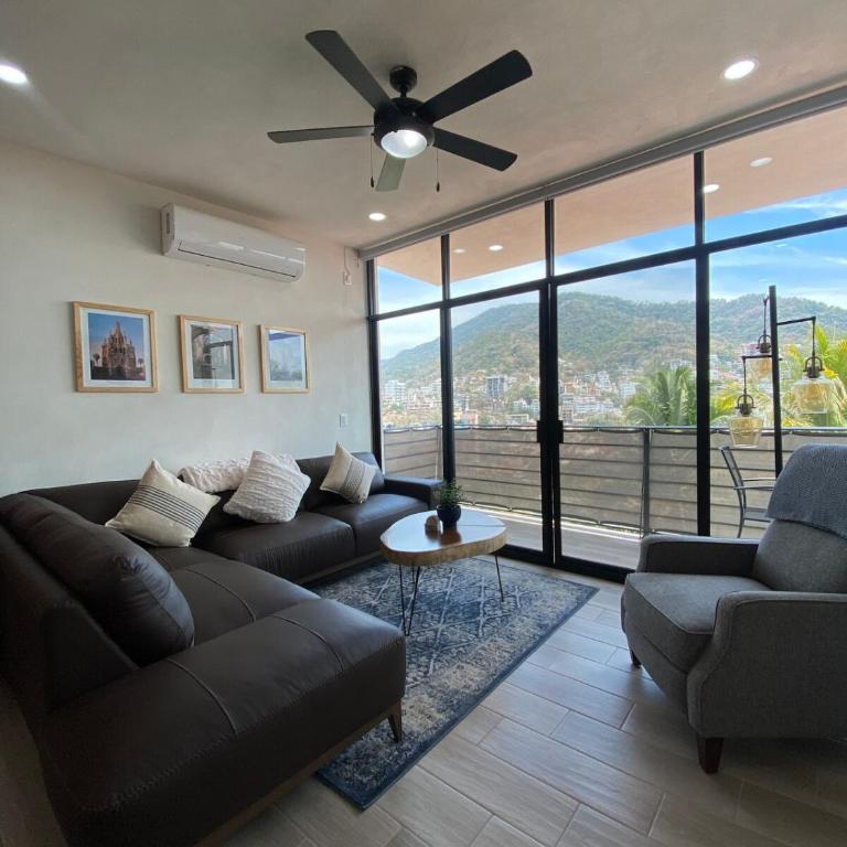 Condominio Rio - Three-Bedroom Apartment - 52