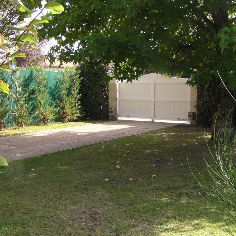 Villa La Hume proche port plage commodités Bassin d'Arcachon avec piscine chauffée - Maison de Vacances 3 Chambres - 22