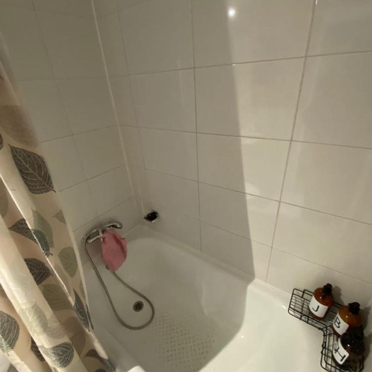Centrico departamento cerca de todo - Two-Bedroom Apartment - 35