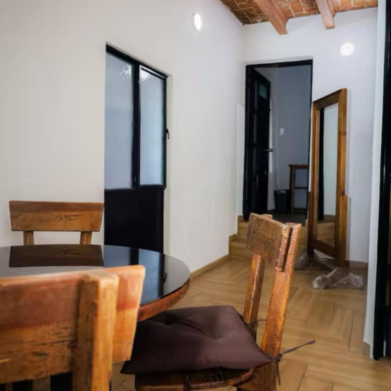 Quijote Loft Rentals Moyas - Two-Bedroom Apartment - 5
