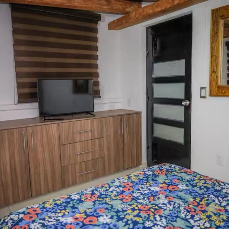 Quijote Loft Rentals Moyas - Two-Bedroom Apartment - 11