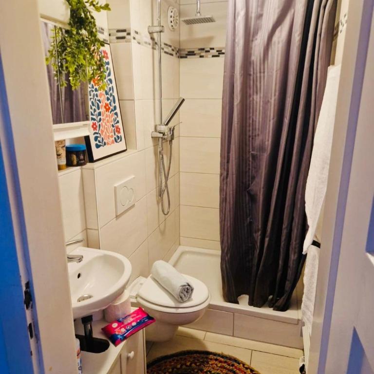 TOP 2 ROOM APPARTEMENT l CITY CENTER l 24H SELF CHECK IN l 2 SMART TV l REGENDUSCHE l FREE PARKING - Appartamento con 1 Camera da Letto - 3