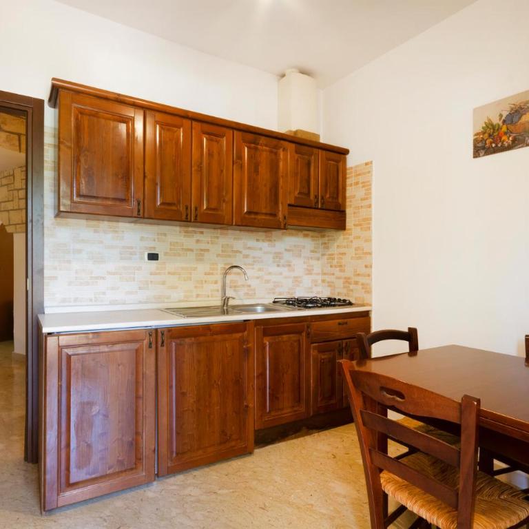 Casal Del Borgo 1 - Casa Vacanze con 1 Camera da Letto - 1