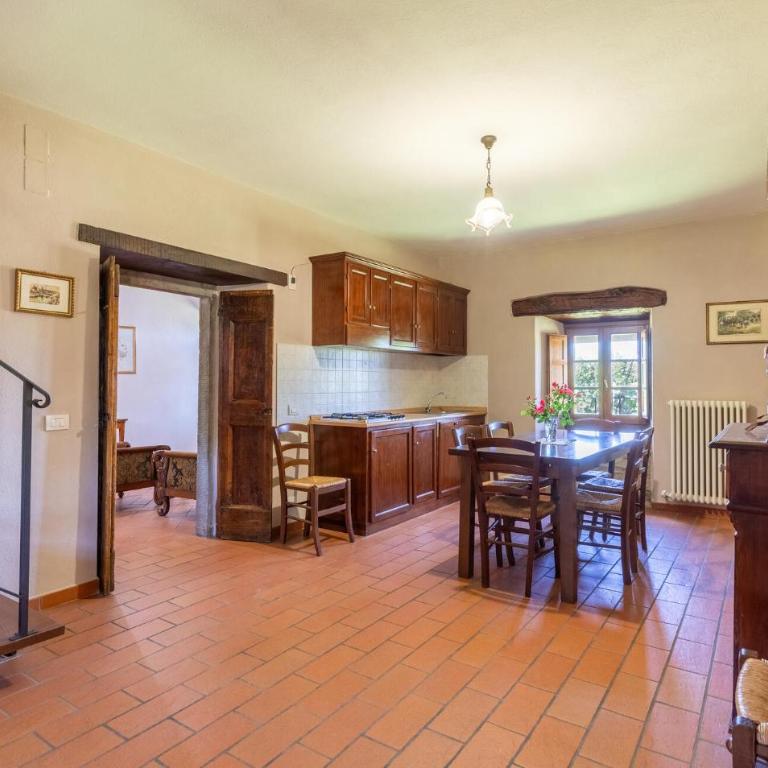 Pet Friendly Home In Cortona With Wifi - Casa Vacanze con 8 Camere - 18