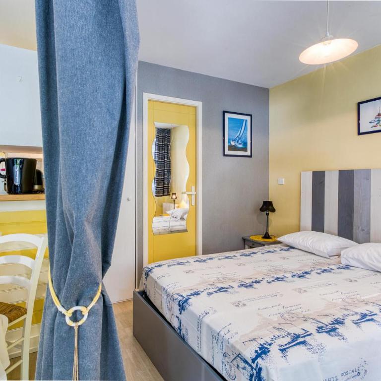 Amazing Apartment In La Rochelle With Wifi - Appartamento con 1 Camera da Letto - 3