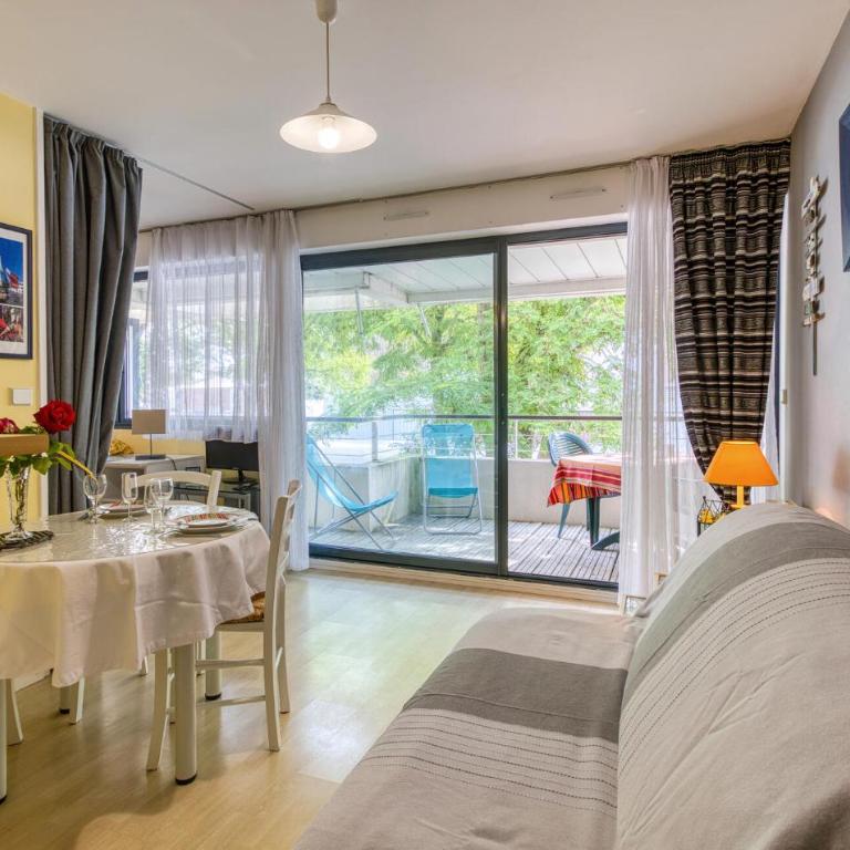 Amazing Apartment In La Rochelle With Wifi - Appartamento con 1 Camera da Letto - 6