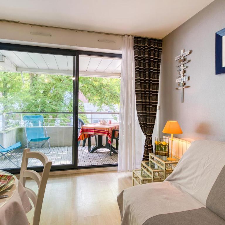 Amazing Apartment In La Rochelle With Wifi - Appartamento con 1 Camera da Letto - 4