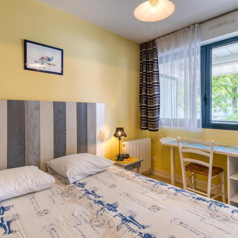 Amazing Apartment In La Rochelle With Wifi - Appartamento con 1 Camera da Letto - 9
