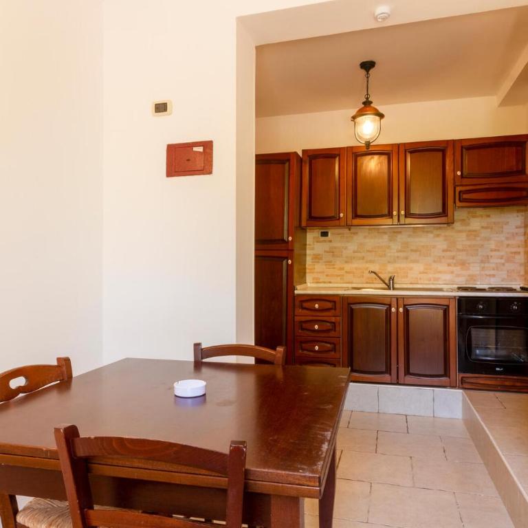 Casal Del Borgo 2 - Casa Vacanze con 1 Camera da Letto - 1