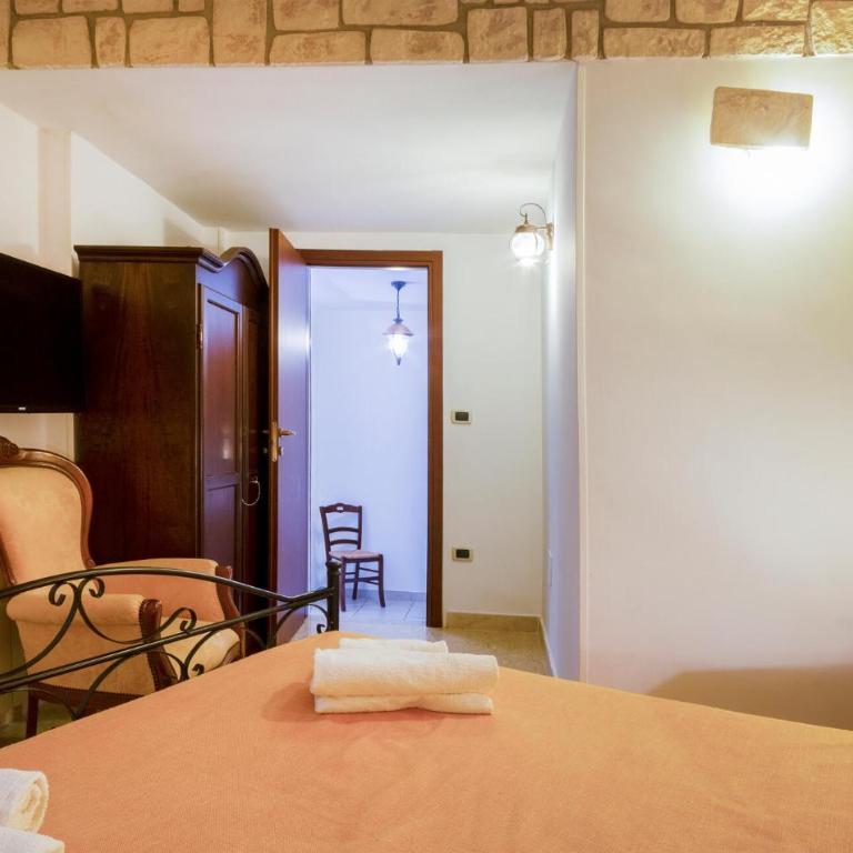 Casal Del Borgo 2 - Casa Vacanze con 1 Camera da Letto - 8