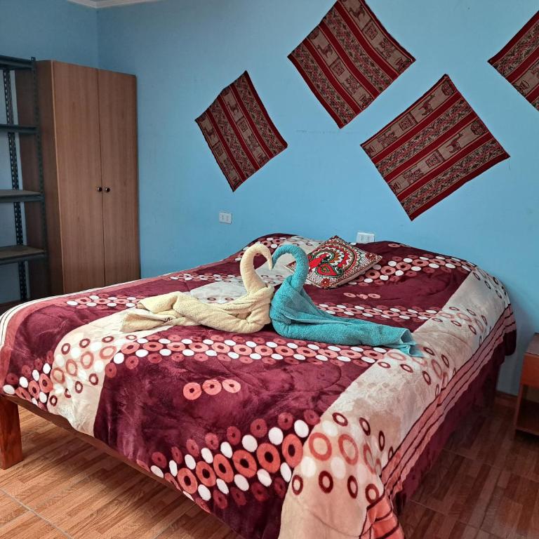 Hostal El Amigo Lucho - Habitación Familiar con baño privado - 2