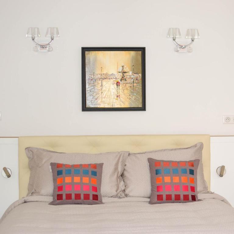 Assia & Nathalie - Luxury B&B MARAIS - Chambre Lit Queen-Size avec Baignoire Spa - 10