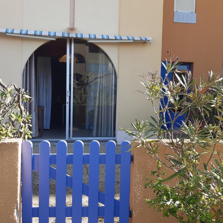 Superbe T2 Rez-de-jardin, 4 Pers, Proche Mer, Parking Sécurisé, Animaux Acceptés - FR-1-798-21 - Appartement - 1
