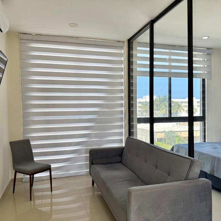 Loft a few blocks from the beach - Two-Bedroom Apartment - 1