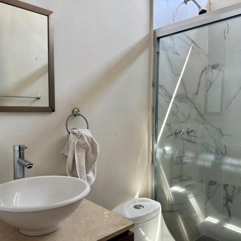 Loft a few blocks from the beach - Two-Bedroom Apartment - 3