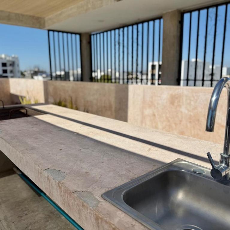 Loft a few blocks from the beach - Two-Bedroom Apartment - 25