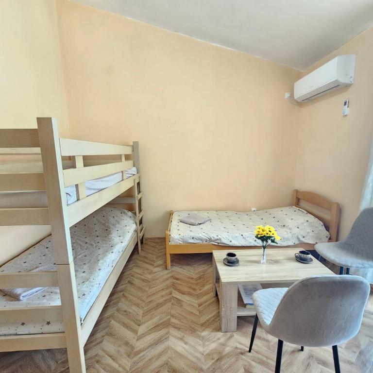 Apartments Škaljari - One-Bedroom Apartment with Mountain View - 2