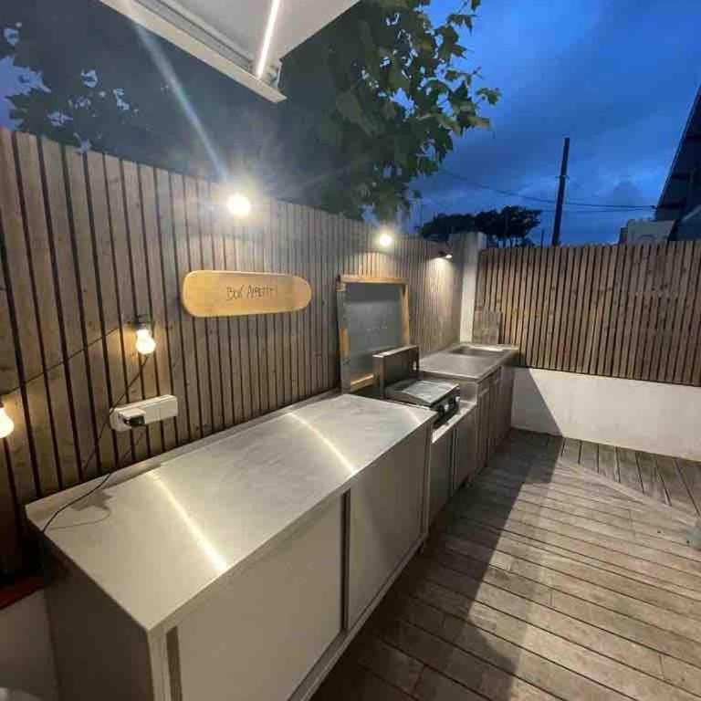 Villa Cinta, des vacances en bord d'océan - Three-Bedroom Vacation Home - 17