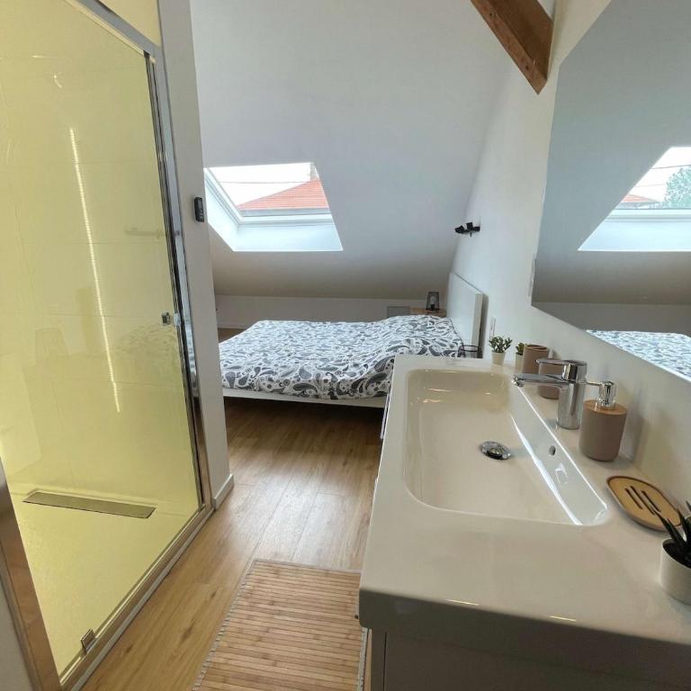 Villa Cinta, des vacances en bord d'océan - Three-Bedroom Vacation Home - 5