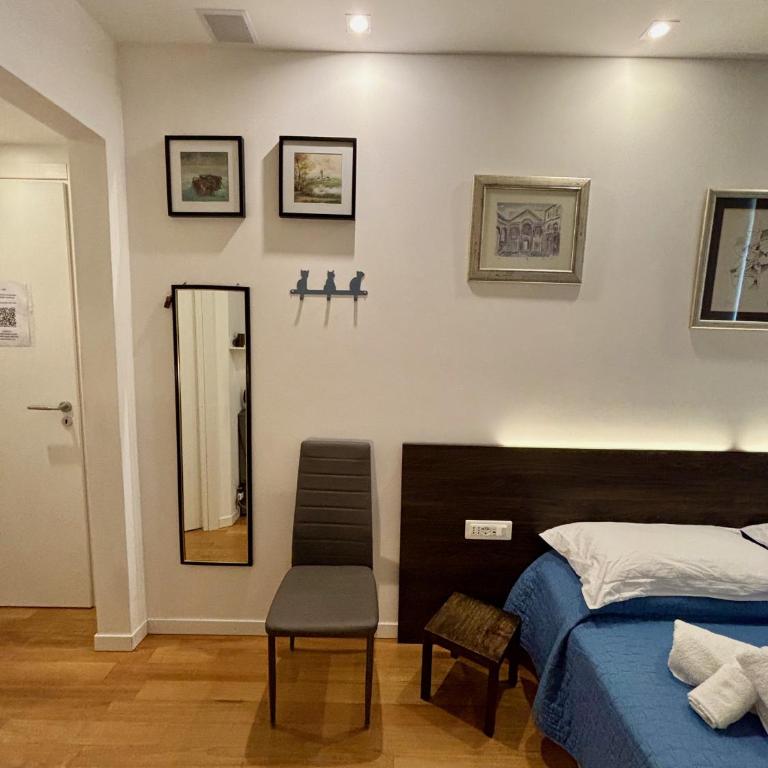 Evy’s Rooms - Camera Matrimoniale con Bagno Privato - 17