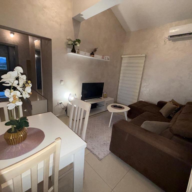 Apartmani Stijepovic - One-Bedroom Apartment - 4