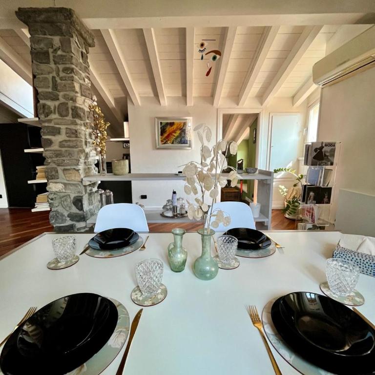 Vanessa's Art Rooftop Historic Center Como - Appartamento Superior con 2 Camere da Letto - 18