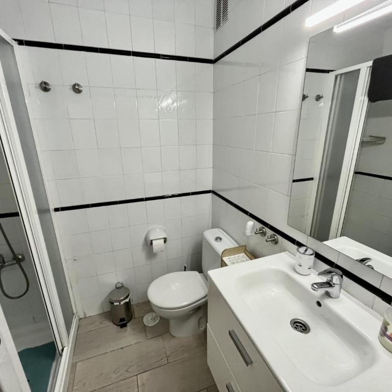 Estupendo apartamento con dos dormitorios - One-Bedroom Apartment - 24