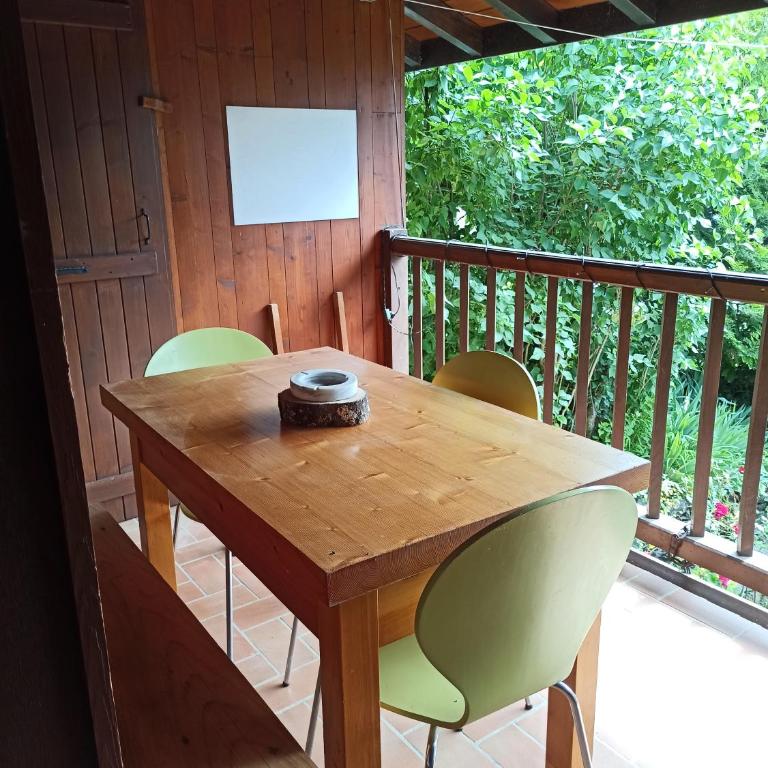 Grand appartement à 5 minutes du télécabine avec très belle vue ! - Apartment - 7