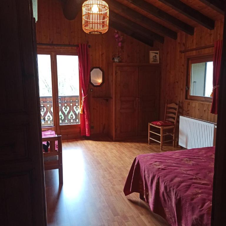 Grand appartement à 5 minutes du télécabine avec très belle vue ! - Apartment - 9