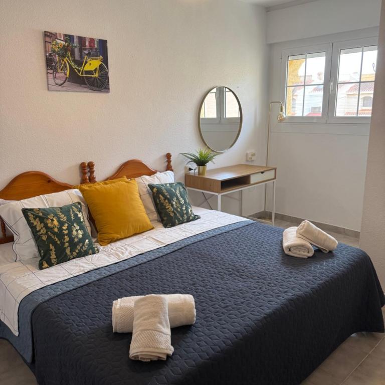 VILLA MARE - 2 beds with balcony, patio and pool and direct park access - Two-Bedroom House - 21