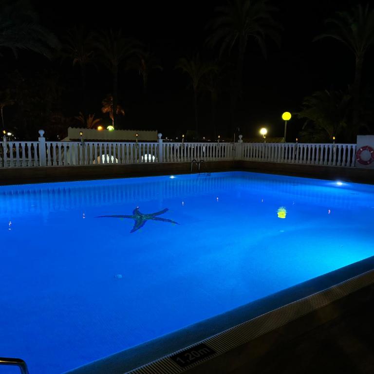 VILLA MARE - 2 beds with balcony, patio and pool and direct park access - Two-Bedroom House - 9