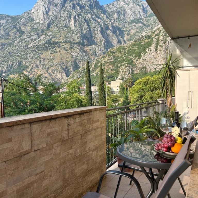 Central Kotor Bay Condo with amazing view - Two-Bedroom Apartment - 19