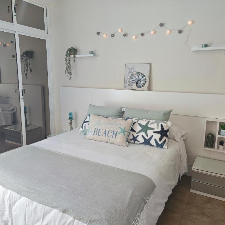Apartamentos HOLIDAYS BENALBEACH - Family Suite - 2