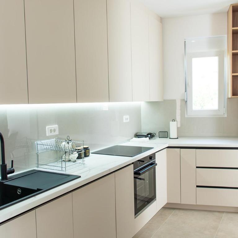 Konzul apartment - Two-Bedroom Apartment with View - 35