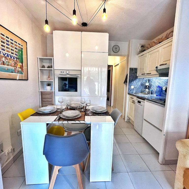 Rez de jardin privatif à 150m de la mer - Appartement 1 Chambre - 20