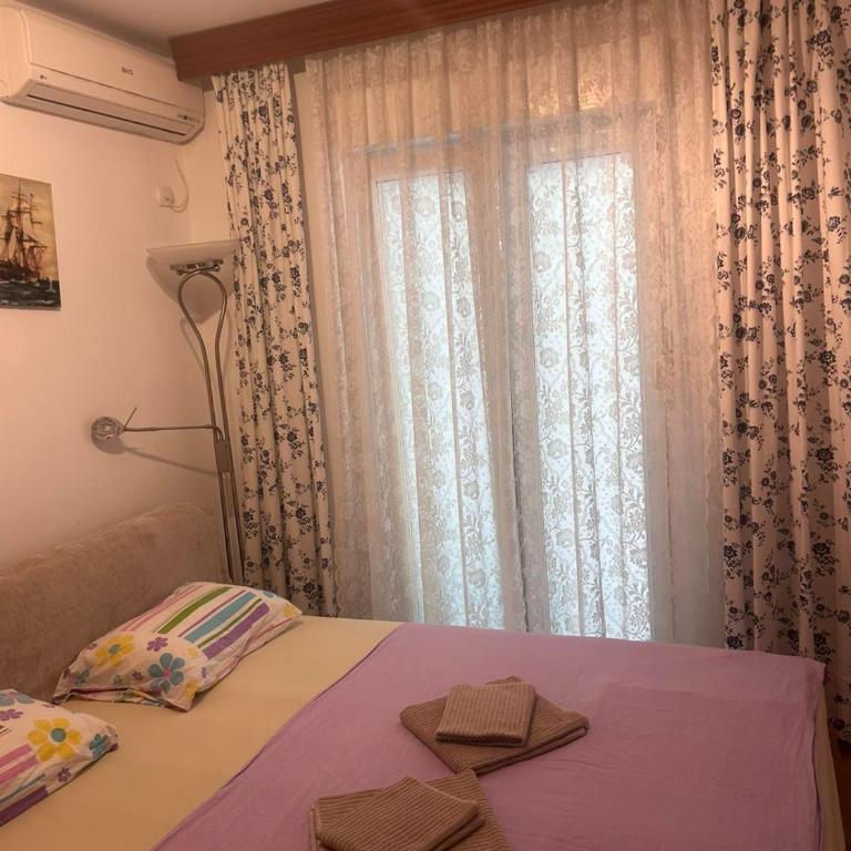Una apartmani Petrovac - One-Bedroom Apartment with Garden View - 26