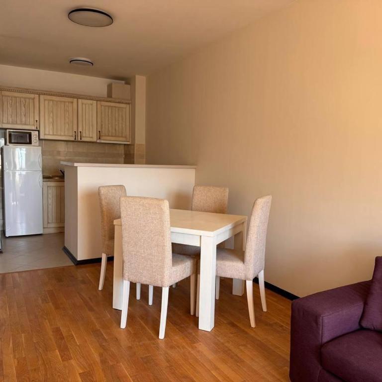 Apartment 17 - One-Bedroom Apartment - 8