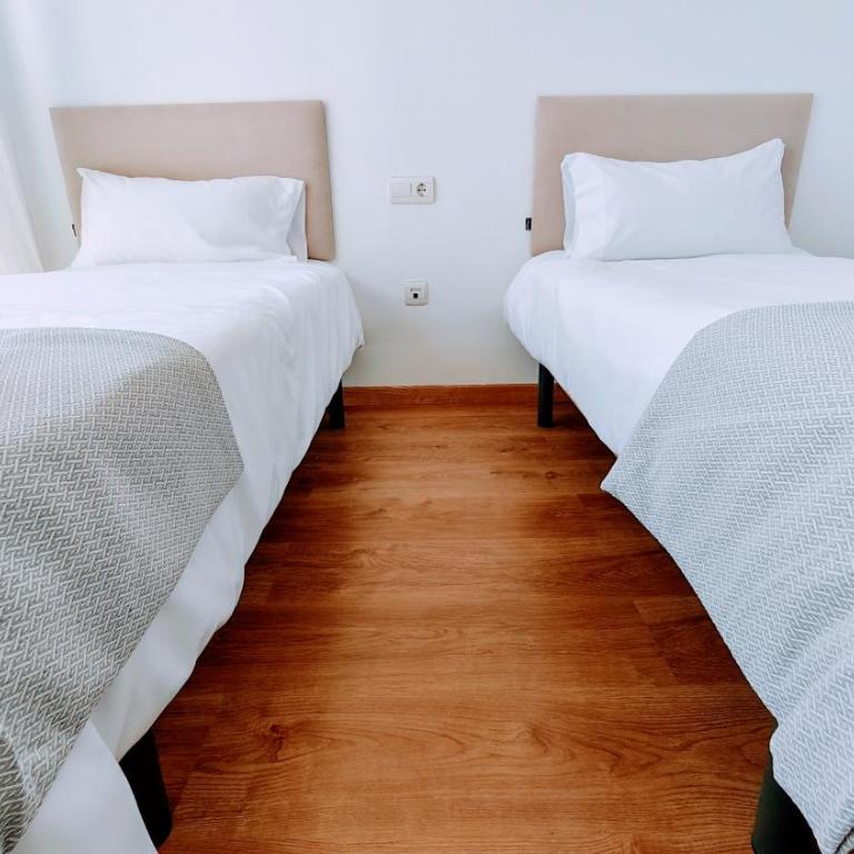 Skyline number 1 - Two-Bedroom Apartment - 38