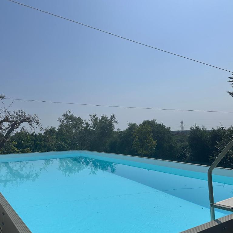 Lamarossa Trulli & Suites - Camera Familiare Superior - 6