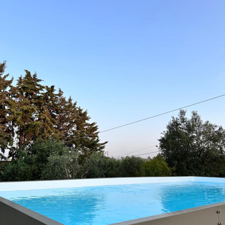 Lamarossa Trulli & Suites - Camera Familiare Superior - 2
