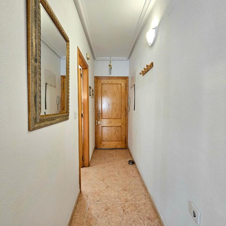 Apartamento con Piscina Centrico - Two-Bedroom Apartment - 32