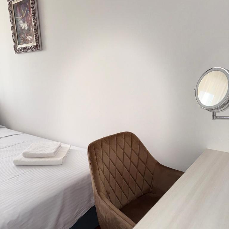 DarViva Apartment Niš, center, private garage parking, river view - Two-Bedroom Apartment - 11