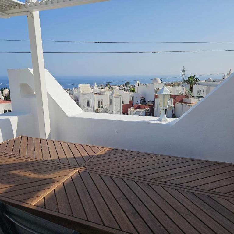 Casa Sunrisa Villa with breath taking sea and mountain view - Casa de 4 dormitorios - 15