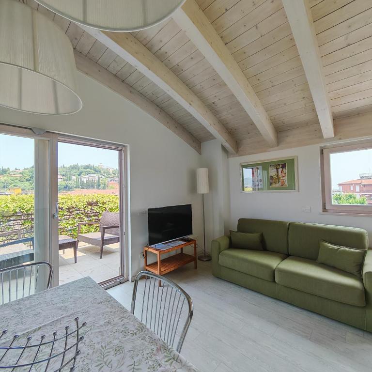 Nuova Opera Rooms & Apartments - Appartamento con Terrazza e Balcone - 5