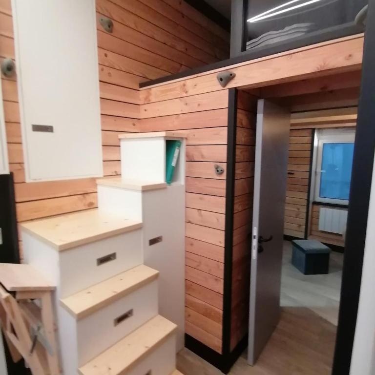 Petit cocon centre MONT DORE - Three-Bedroom Apartment - 9