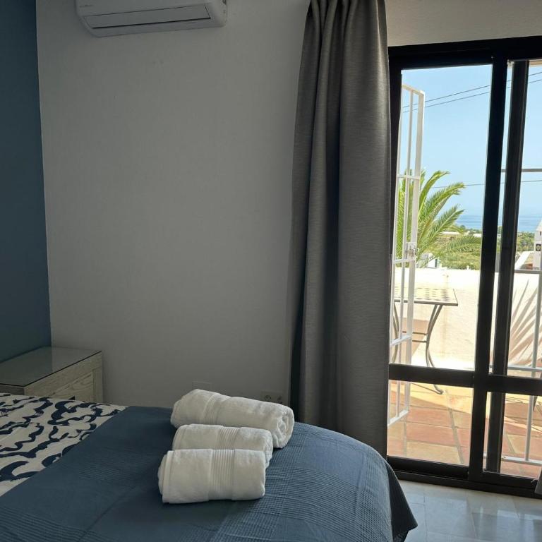 Casa Sunrisa Villa with breath taking sea and mountain view - Casa de 4 dormitorios - 20