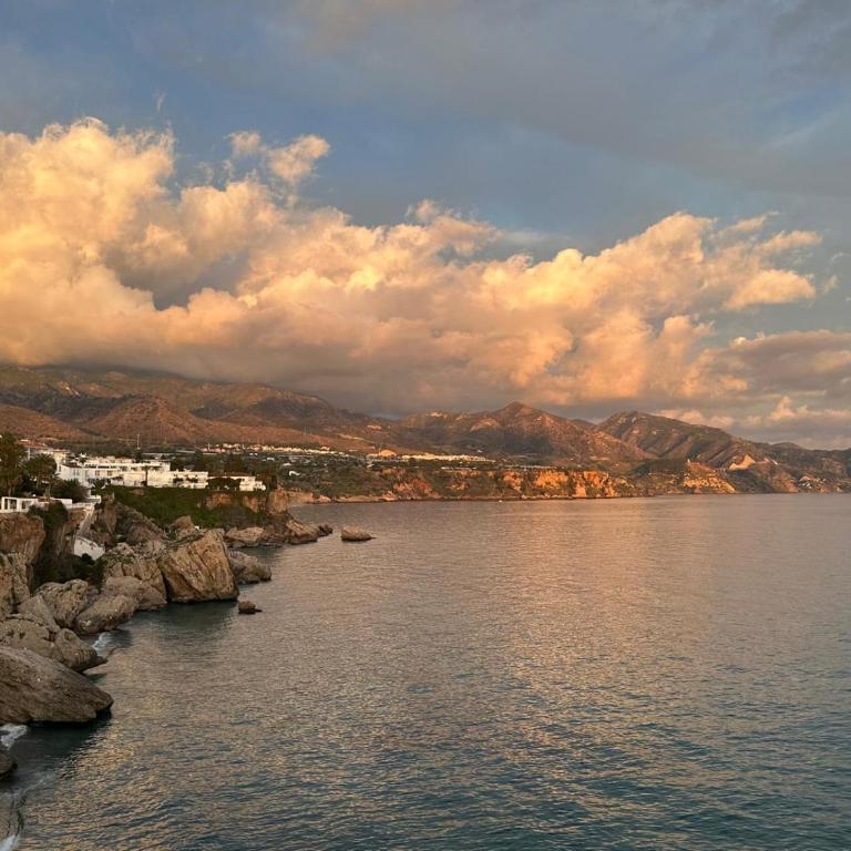 Casa Sunrisa Villa with breath taking sea and mountain view - Casa de 4 dormitorios - 34
