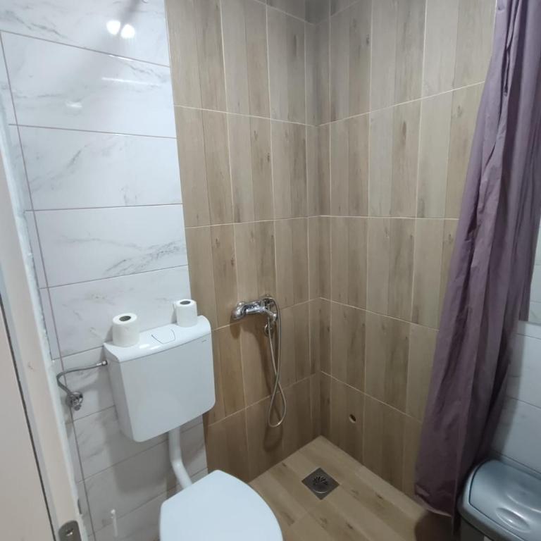 Apartmani Hub - Deluks Trokrevetna Soba - 2