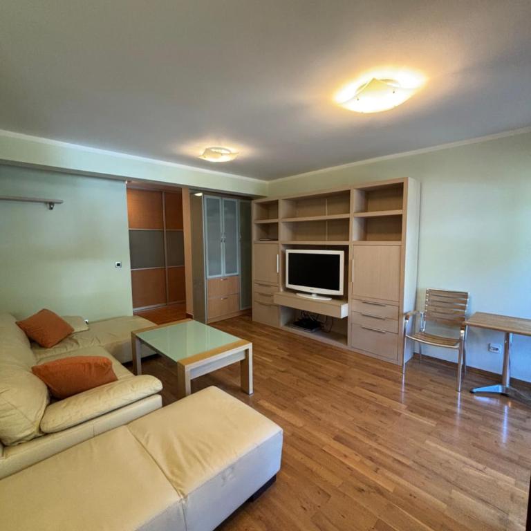 GO COAST Petrovac - Apartman sa 1 Spavaćom Sobom - 2